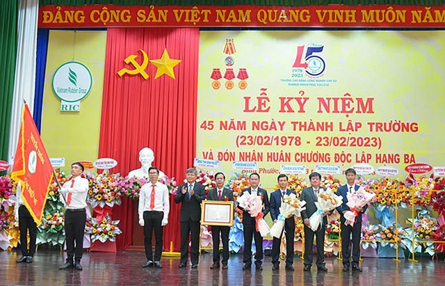 Trường cao đẳng Miền Đông phấn đấu đào tạo nguồn nhân lực chất lượng cao